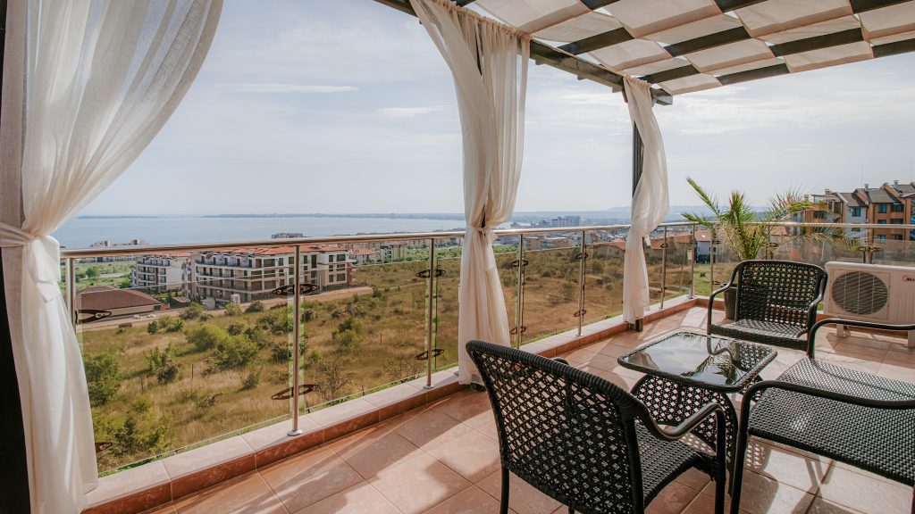 2_Bedrooms-8Terrace